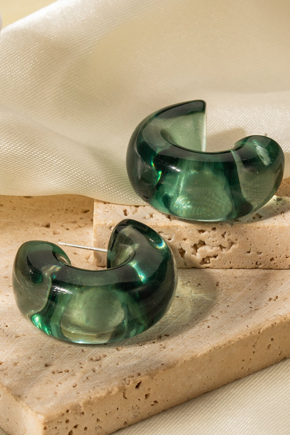 Sorisa Resin C-Hoop Earring